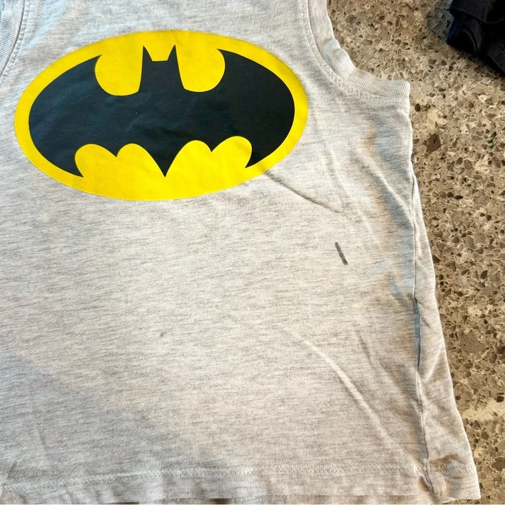 H&M l Batman Gray and Black Tank Top and Shorts Set l Size 6